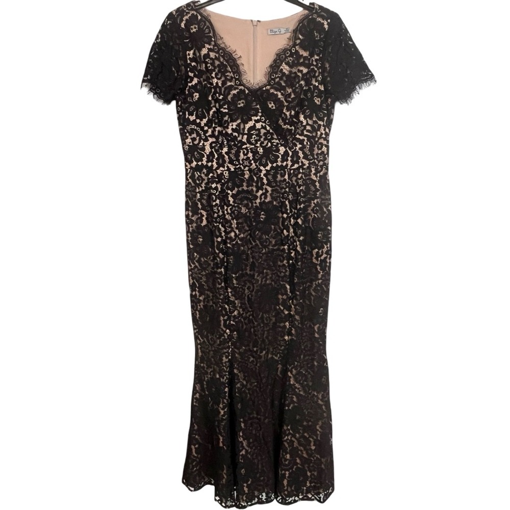 Eliza J Petite Black Floral Lace Mermaid Gown Nude Lining V-Neck Short Sleeve 8P